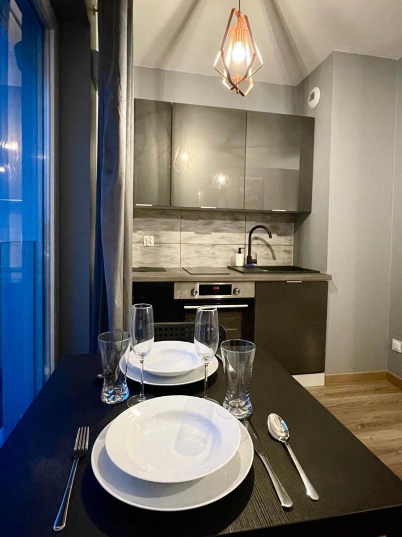 Wroapart-Pl Prince Witold Apartments By The River - 500 Steps To Market Square 브로츠와프 외부 사진